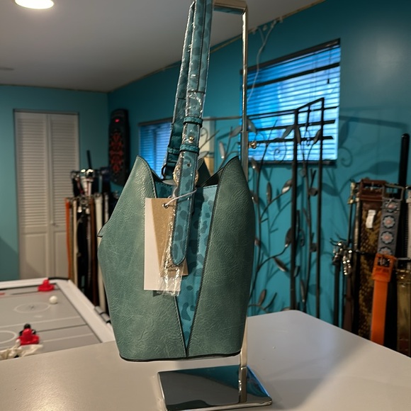 shoulder Handbag turquoise with a little print on the side and the strap - Picture 13 of 14